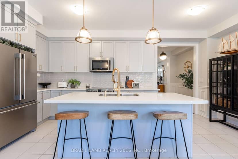 57 Sutcliffe Drive — photo 11 of 35