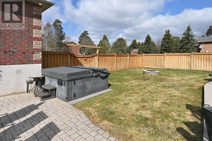 10 Fisher Drive — photo 31 of 33