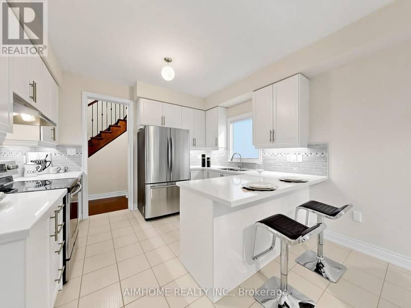 75 Chelsea Crescent — photo 11 of 40