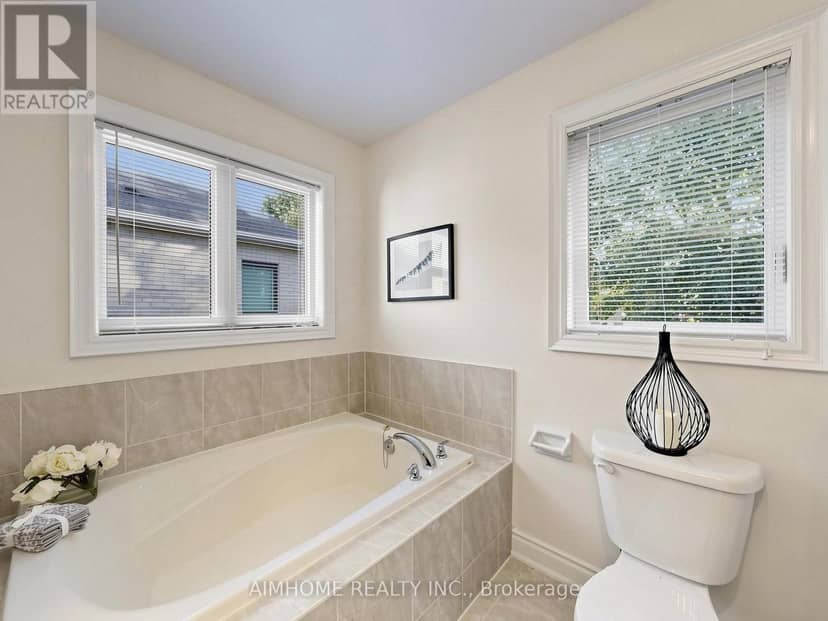 75 Chelsea Crescent — photo 36 of 40