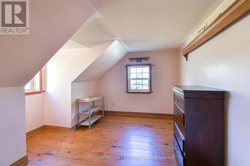 2707 Stephen Drive — photo 17 of 37
