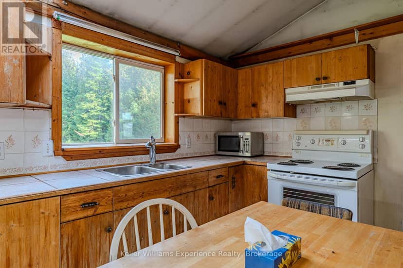1074 West Road, Northern Bruce Peninsula, photo 7