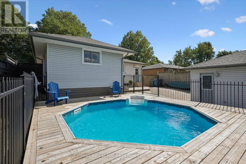 16 Argyle Drive — photo 32 of 37