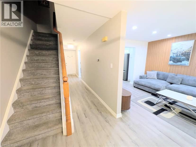 22 RIVERDALE Drive Unit# 1 — photo 9 of 24