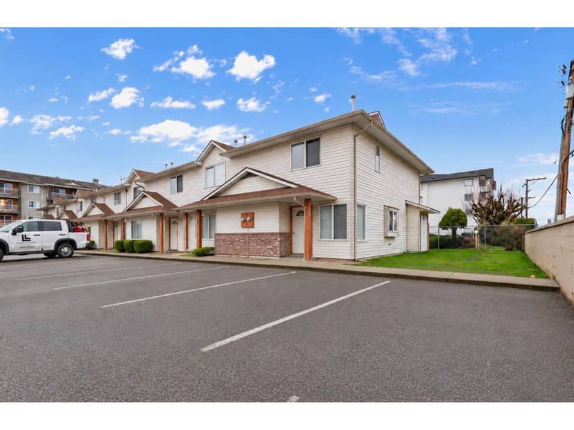 1 9206 CORBOULD STREET, Chilliwack Proper West, Chilliwack