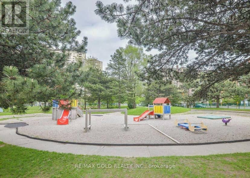 1603 - 390 Dixon Road, Toronto, photo 4