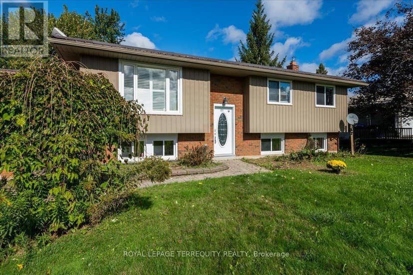 1092 Old Barrie Road W, Oro-Medonte, photo 2