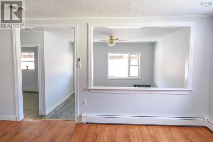 1011 East Margaree Road — photo 21 of 40