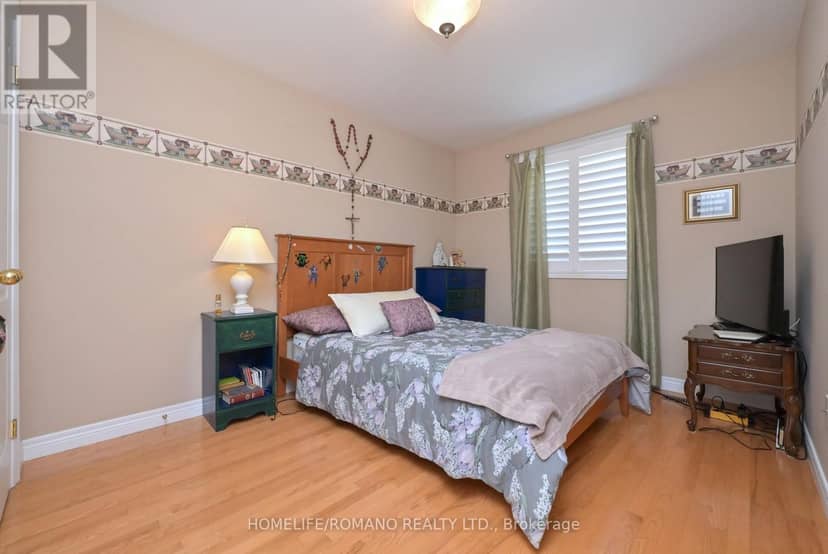 1052 Greenhill Avenue — photo 25 of 36