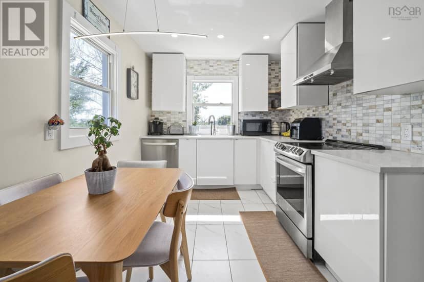 2 Hilltop Terrace — photo 13 of 35