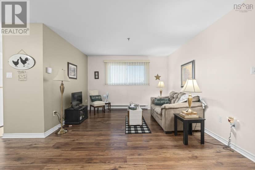107 281 Windmill, Dartmouth, photo 5