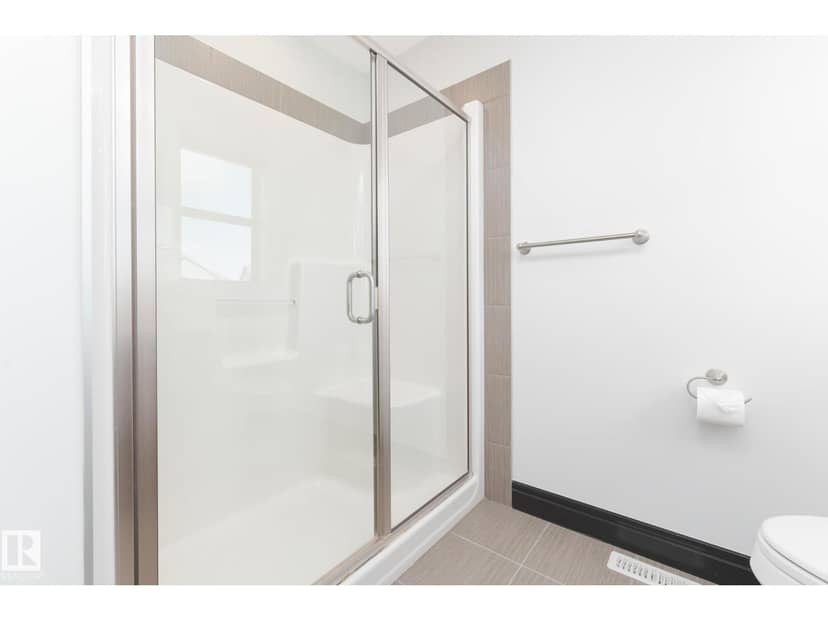 71 Greenbury Cr — photo 33 of 40