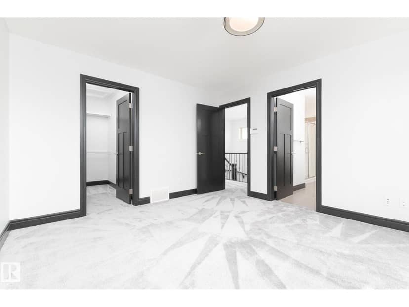 71 Greenbury Cr — photo 34 of 40