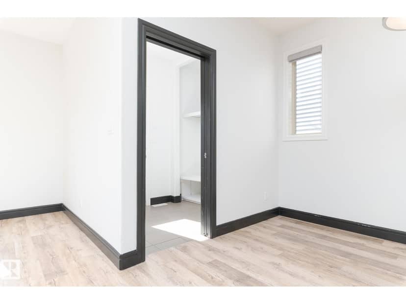71 Greenbury Cr — photo 25 of 40