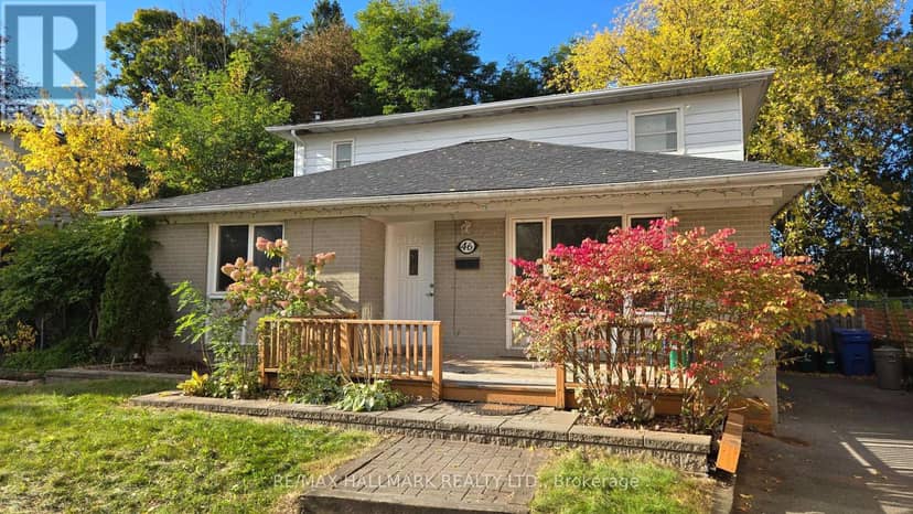 46 Collins Crescent — photo 2 of 20