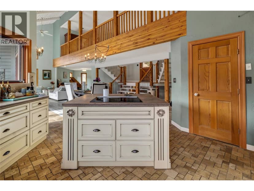 758 McMurray Road, Kaleden, photo 6