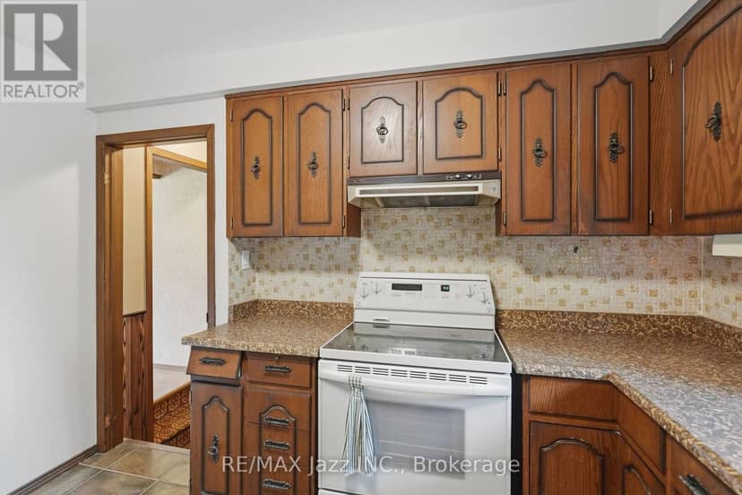 346 Conlin Road E — photo 20 of 40
