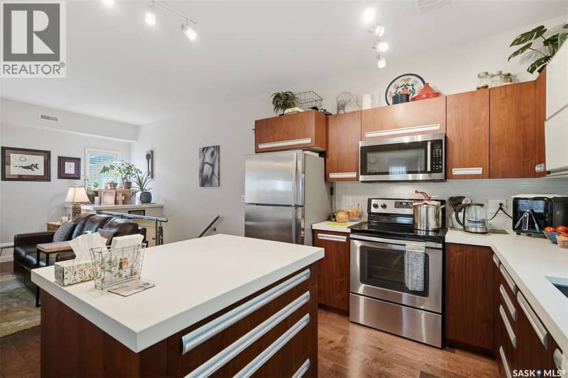 416 2315 McClocklin ROAD — photo 11 of 22