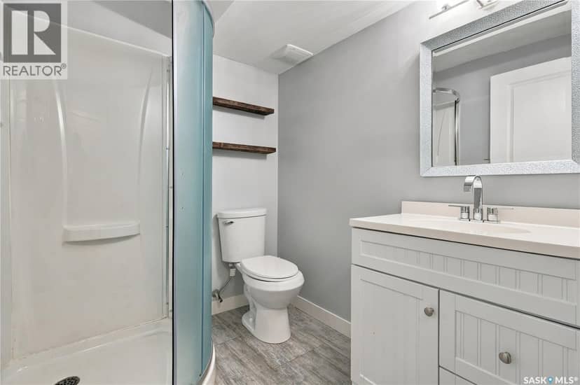 46 4901 Child AVENUE — photo 35 of 40