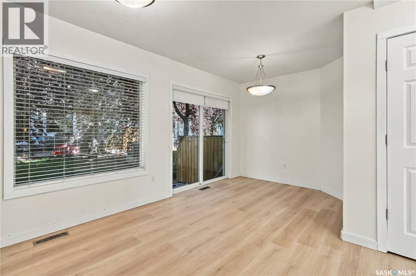 46 4901 Child AVENUE — photo 9 of 40