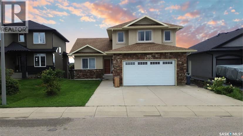 242 Whalley CRESCENT — photo 1 of 40