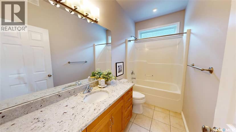 242 Whalley CRESCENT — photo 20 of 40