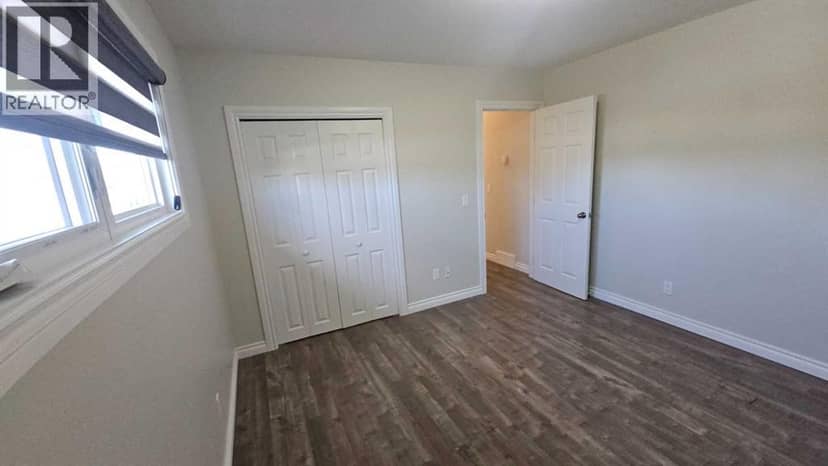 4709 Windsor Avenue — photo 13 of 30