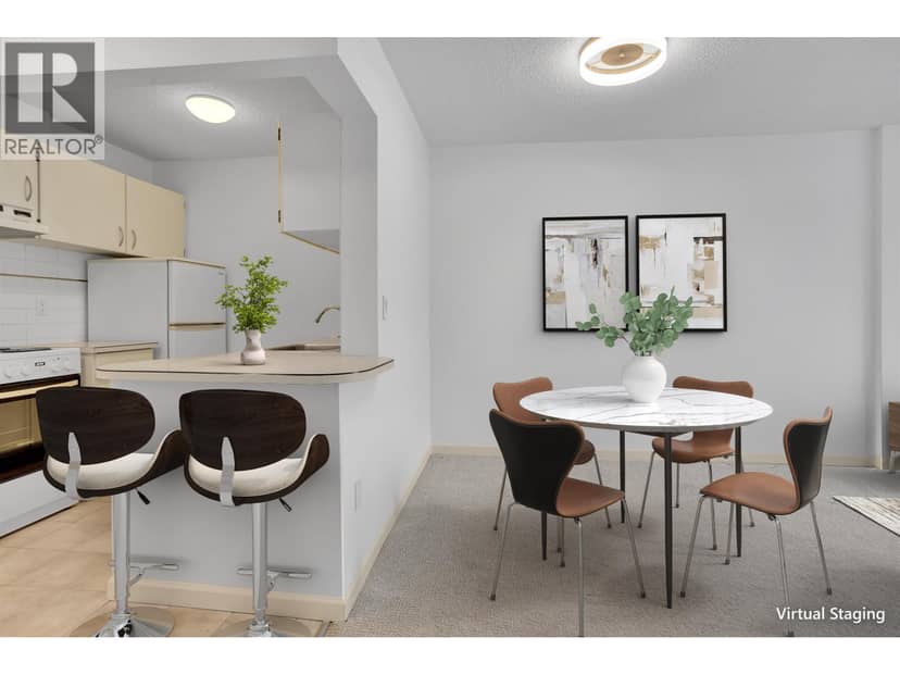 303 150 E 15TH STREET, North Vancouver