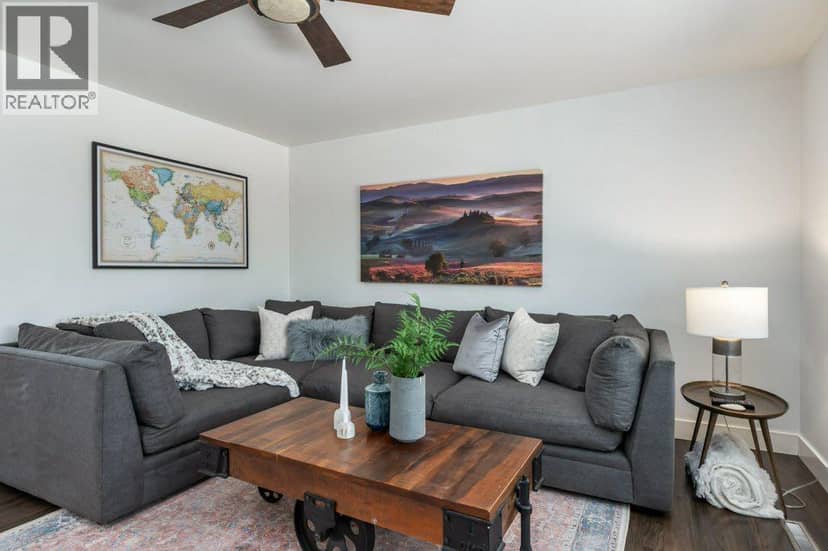 9504 3 Street SE, Calgary, photo 3