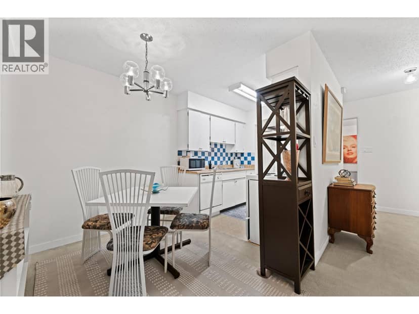 206 250 W 1ST STREET, North Vancouver, photo 5