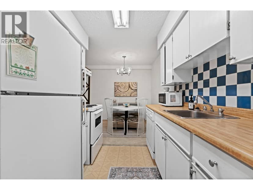 206 250 W 1ST STREET, North Vancouver, photo 4