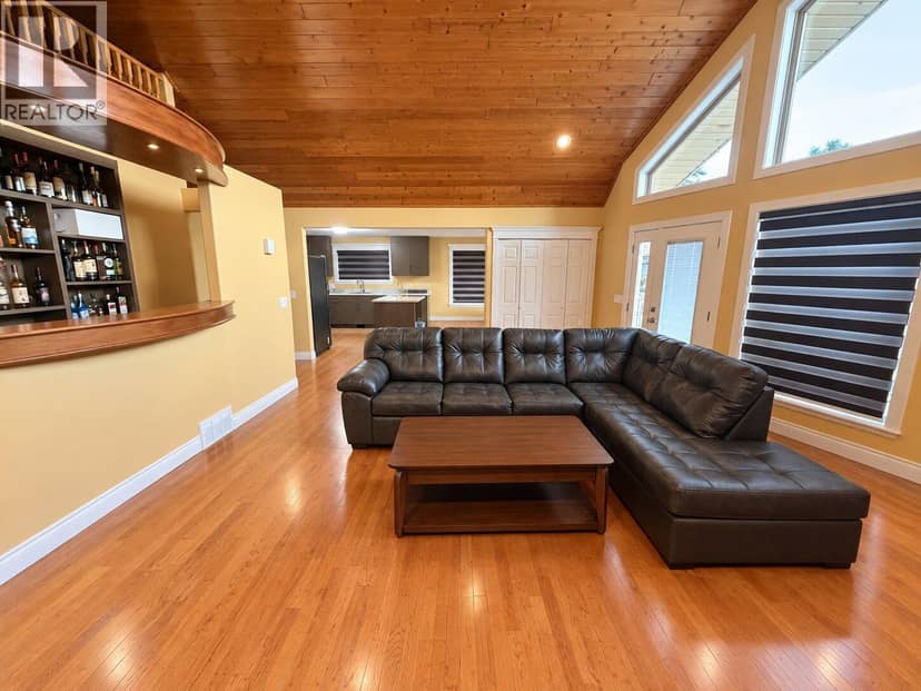 7250 Highway 97 S, Peachland, photo 4
