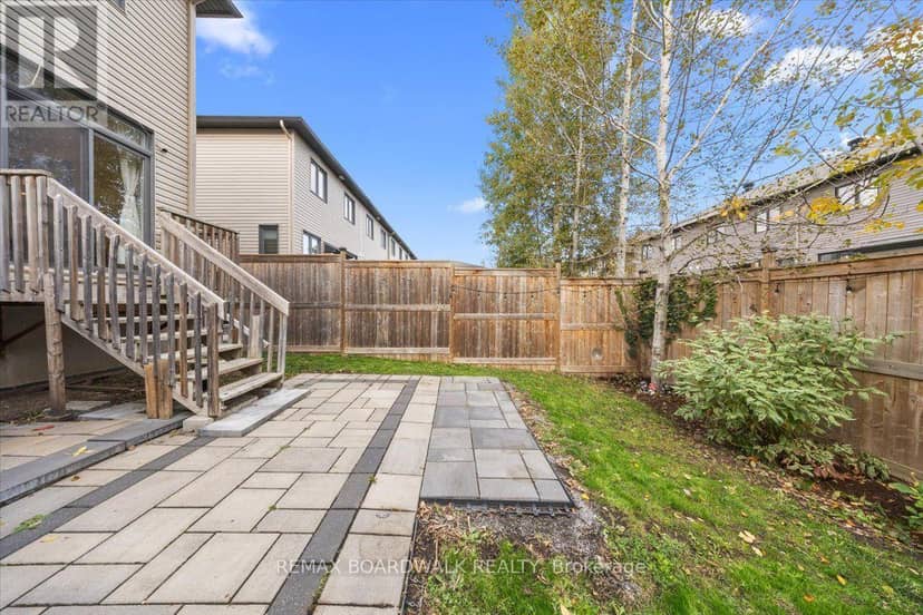 248 Munro Street — photo 39 of 40