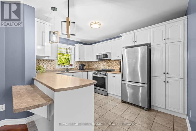34 Giroux Street — photo 14 of 40
