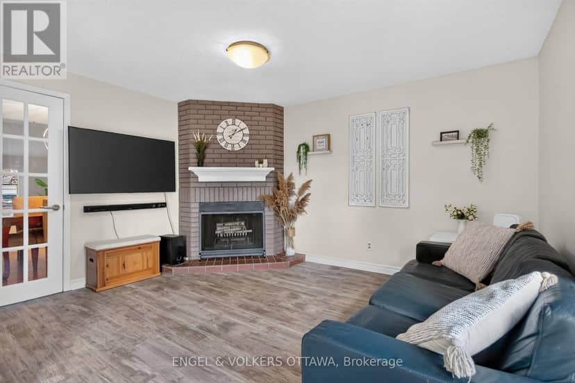 138 Sherway Drive — photo 17 of 40