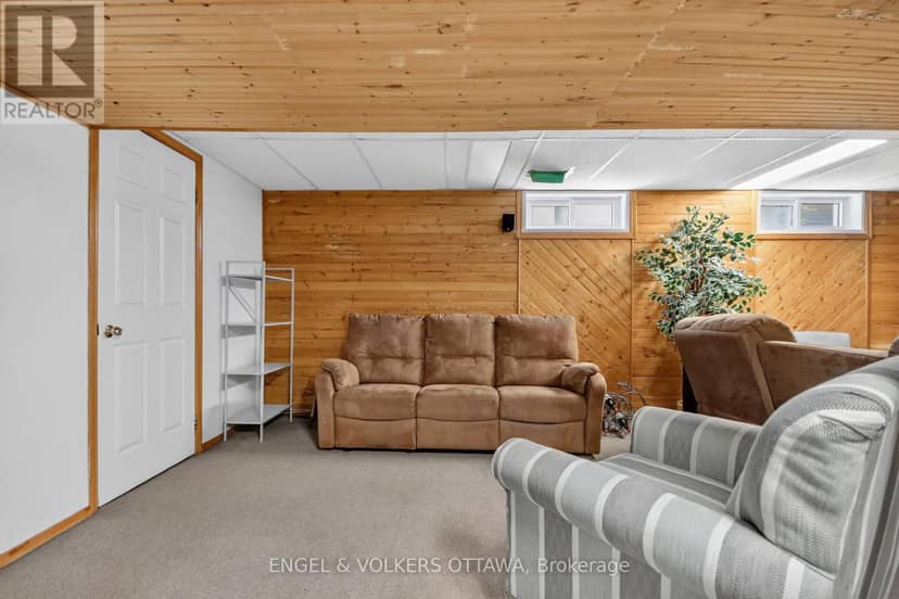 138 Sherway Drive — photo 31 of 40