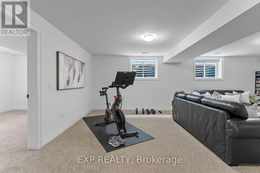 4242 Village Creek Drive — photo 32 of 40