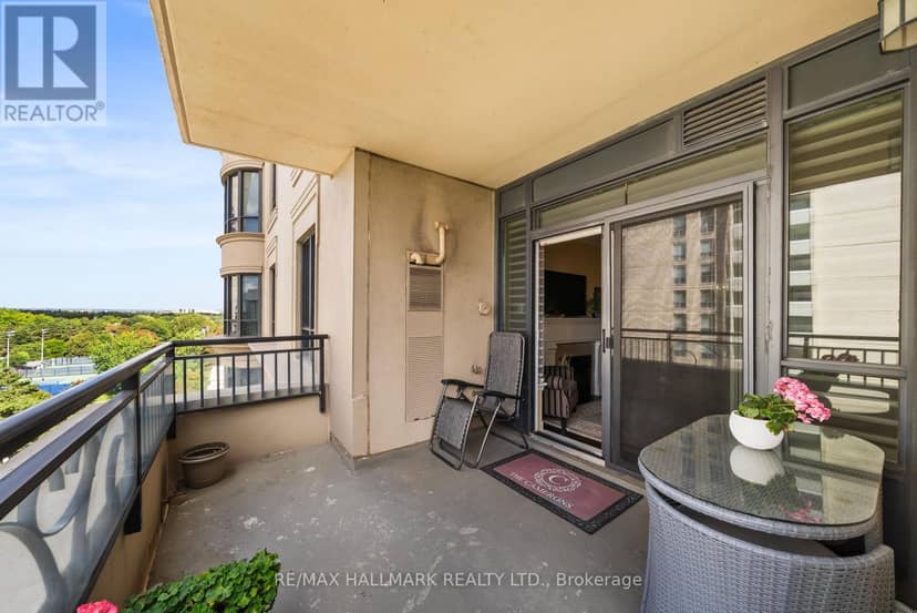 807C - 662 Sheppard Avenue E — photo 21 of 29