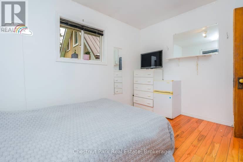 4 Parkside Avenue — photo 20 of 40