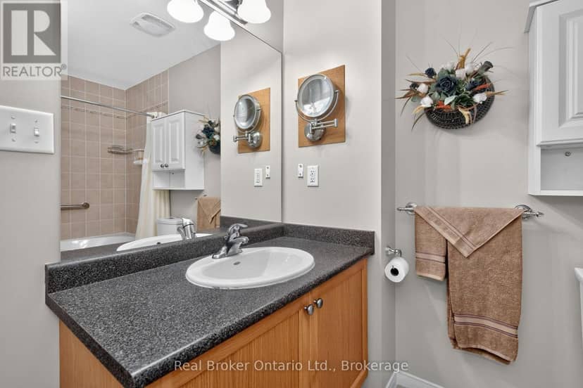140 Southwinds Crescent — photo 22 of 40