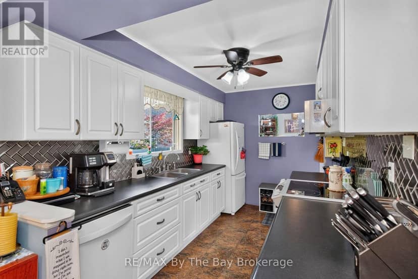 439 Fifth Street — photo 17 of 37