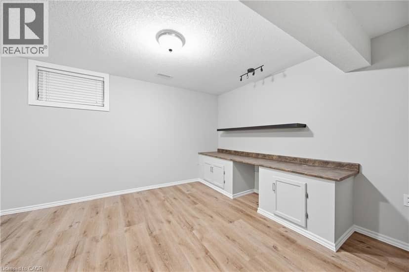 437 BEAVER CREEK Road — photo 36 of 40