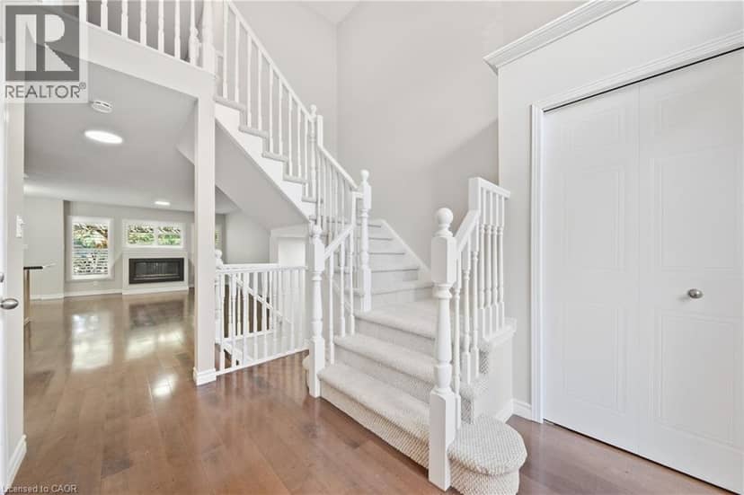 437 BEAVER CREEK Road — photo 9 of 40