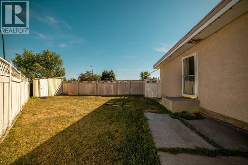 3319 - 3321 5A Avenue S — photo 17 of 36