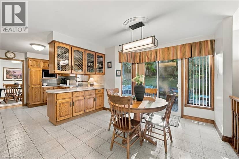 144 LOVERS Lane — photo 19 of 40