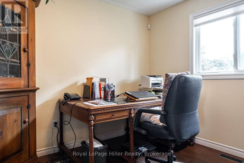 5 Moore Street — photo 17 of 40