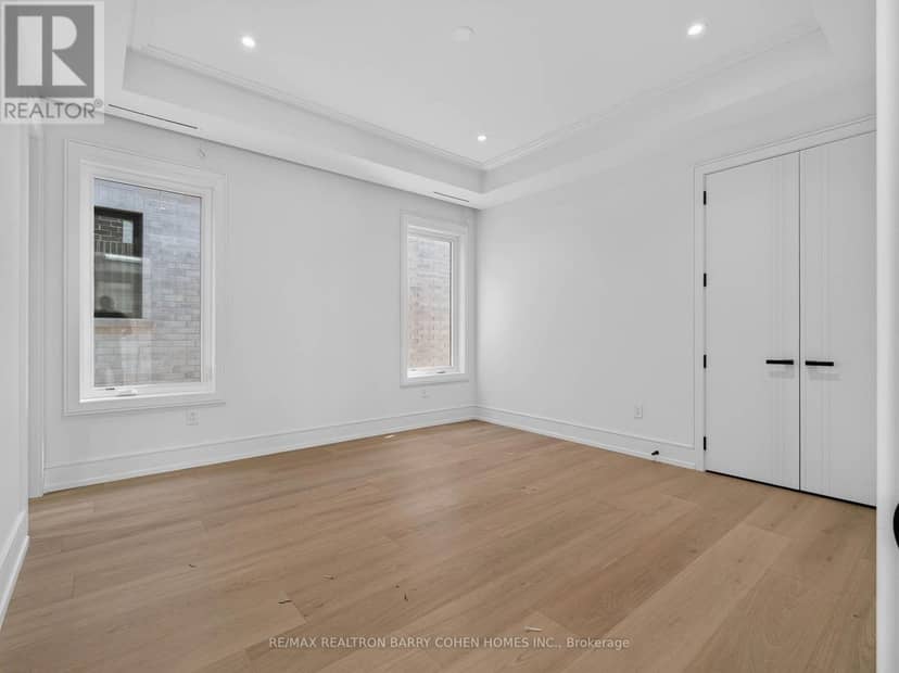 26 Clinton Drive — photo 31 of 40