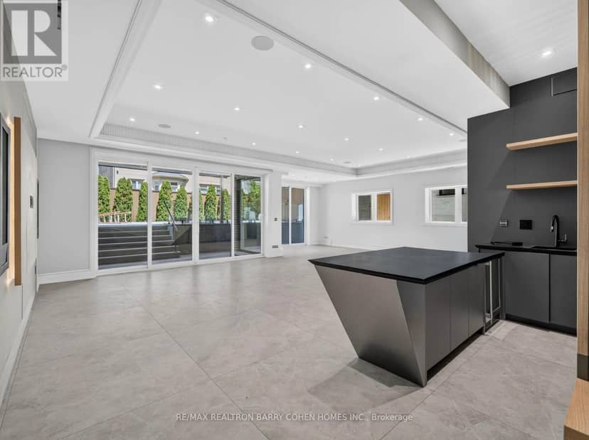 26 Clinton Drive — photo 34 of 40