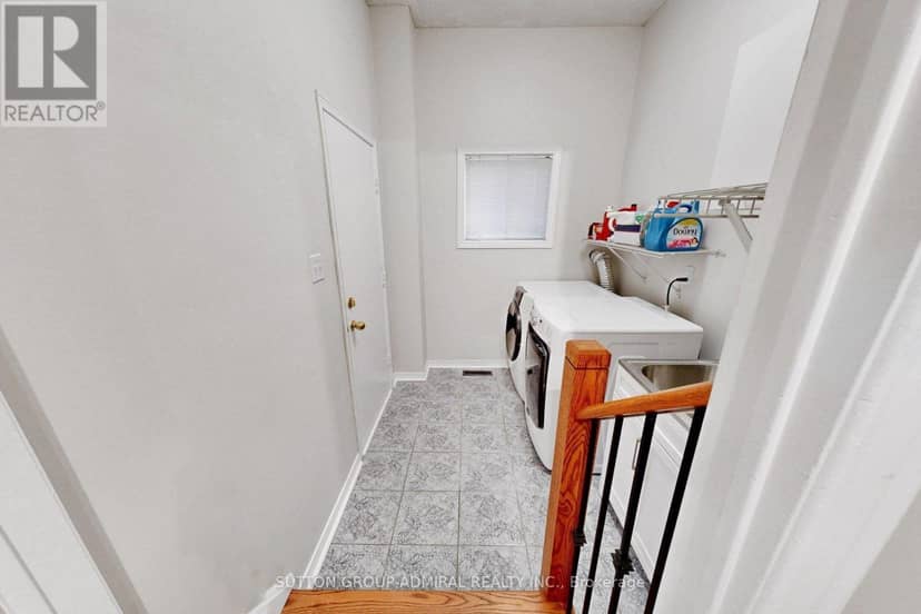 43 Berwick Crescent, Richmond Hill, photo 6