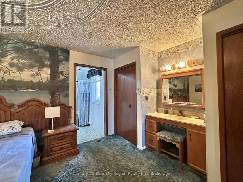 540 Bissett Street — photo 19 of 35